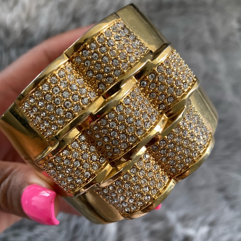 Ann Taylor Magnetic cuff bracelet